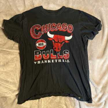 Black Chicago Bulls T-shirt vintage medium 47 - image 1