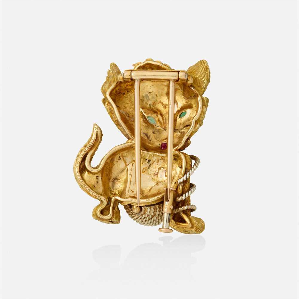 Tiffany & Co., Gold and gem-set cat brooch - image 2