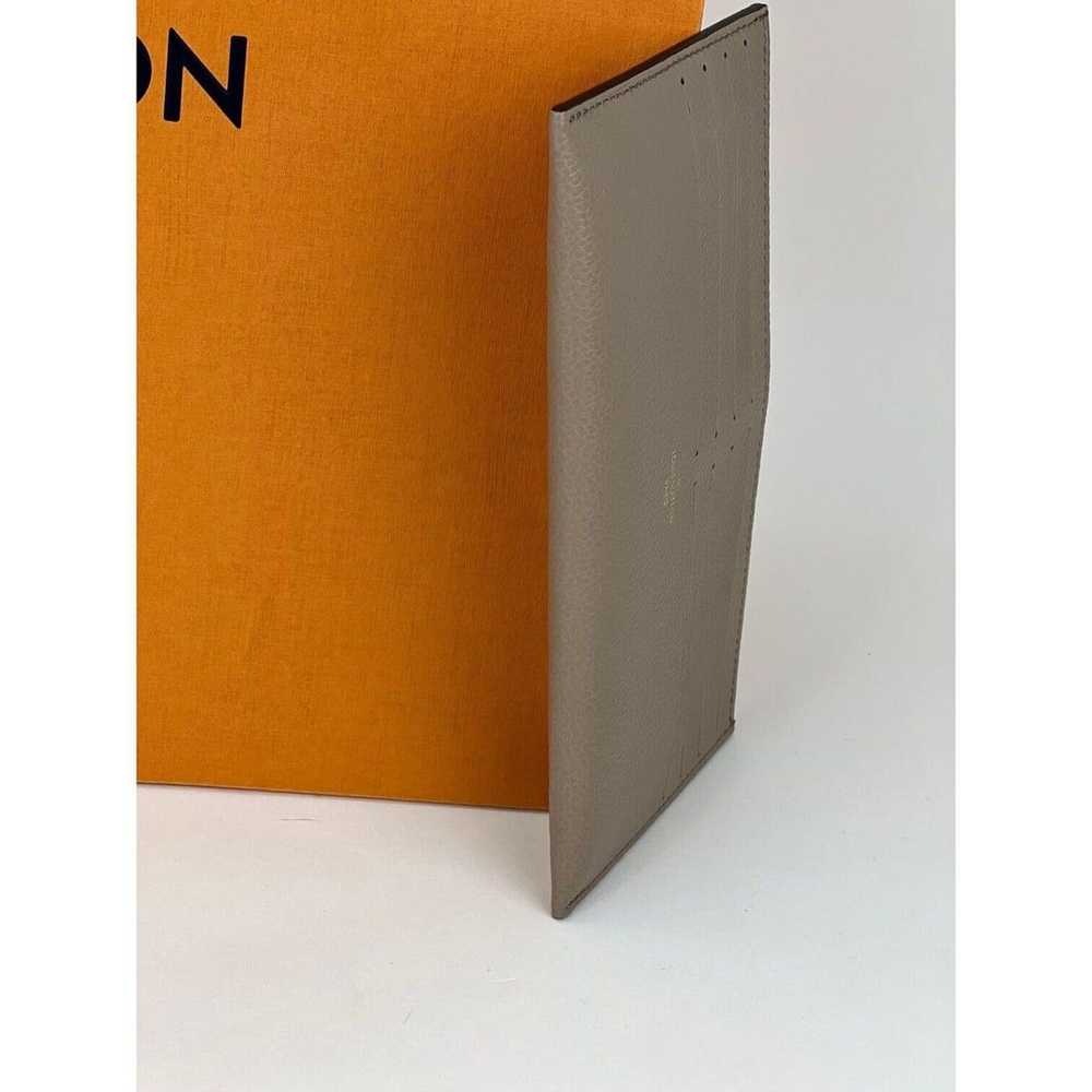 Louis Vuitton 8 Credit Card Insert Beige Empreint… - image 4