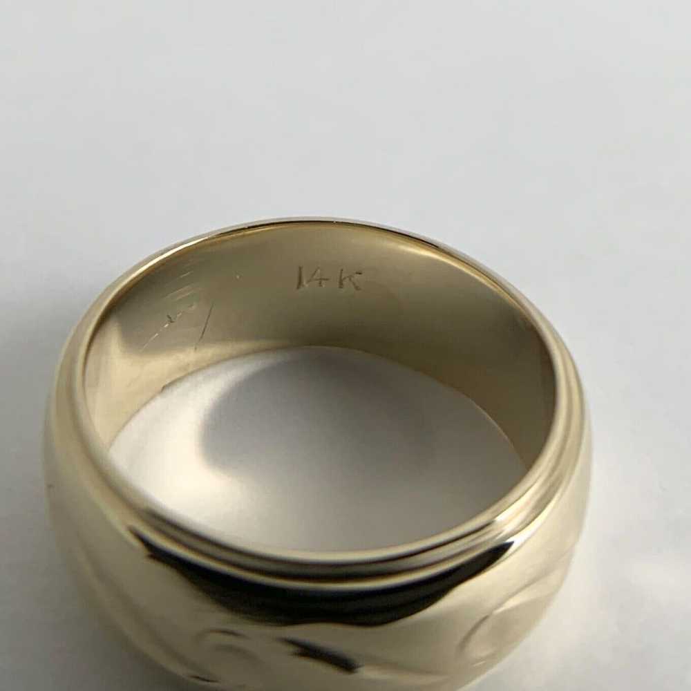 Wave Scroll Etched Beveled Band Ring 14K Yellow G… - image 9