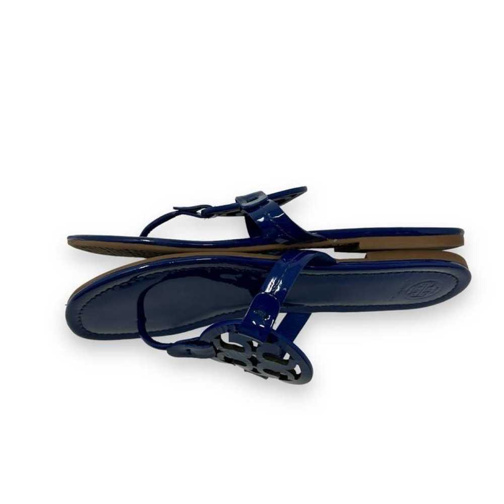 Tory Burch Patent leather sandal - image 9