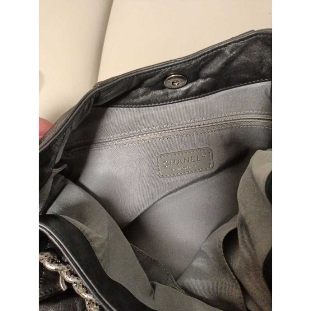 Chanel Coco Curve leather handbag - image 3