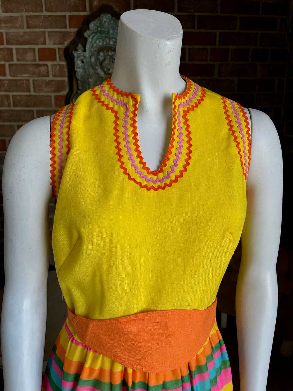 1960s Herman Marcus Dress - image 6