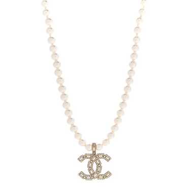CHANEL Pearl Crystal Baguette CC Short Necklace Go