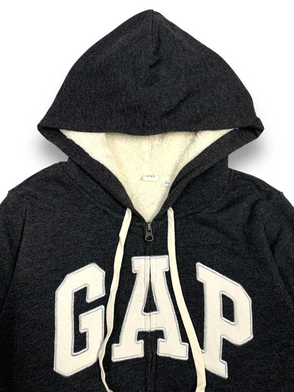 Gap × Streetwear × Vintage Yeezy Gap Big Logo Emb… - image 5