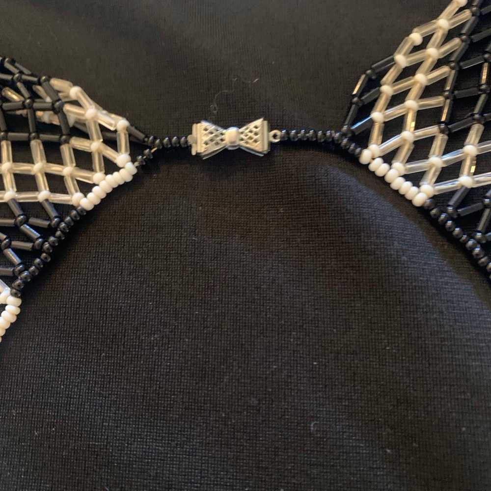 Vintage Black/White Seed Bead Collar Necklace - image 6