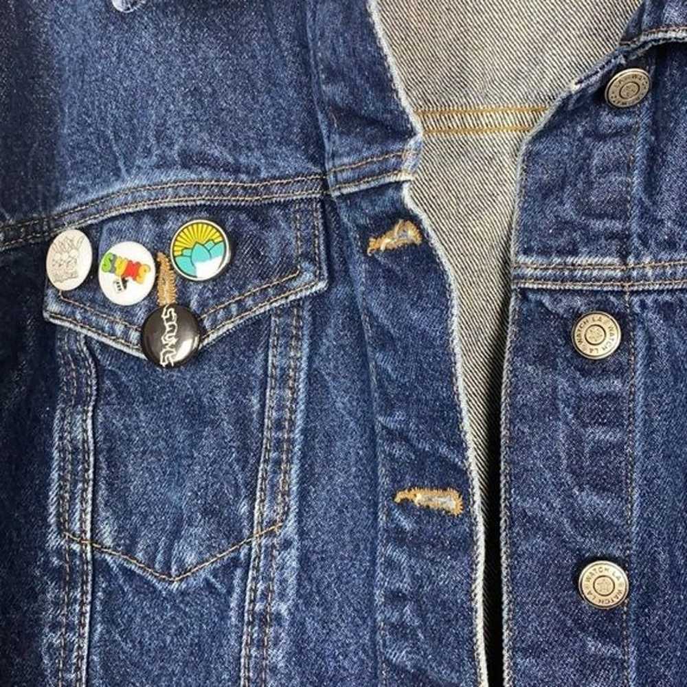 Vintage denim jacket with pins - image 3