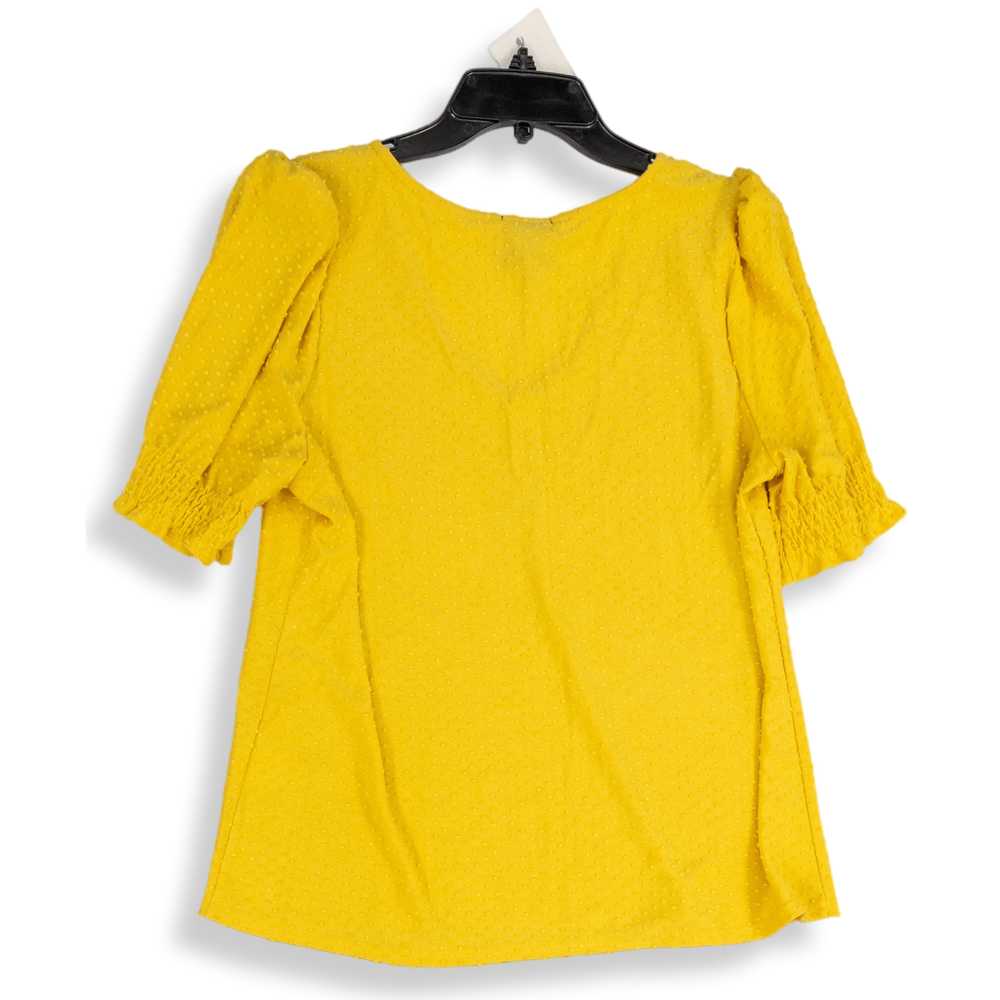 NWT W5 Womens Yellow V-Neck Short Puff Sleeve Pul… - image 2