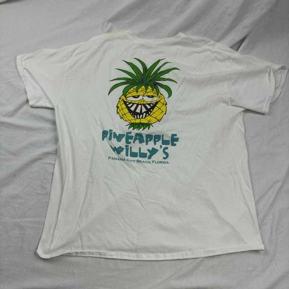 Gildan Pineapple Willy's Graphic Tee T-Shirt Whit… - image 3