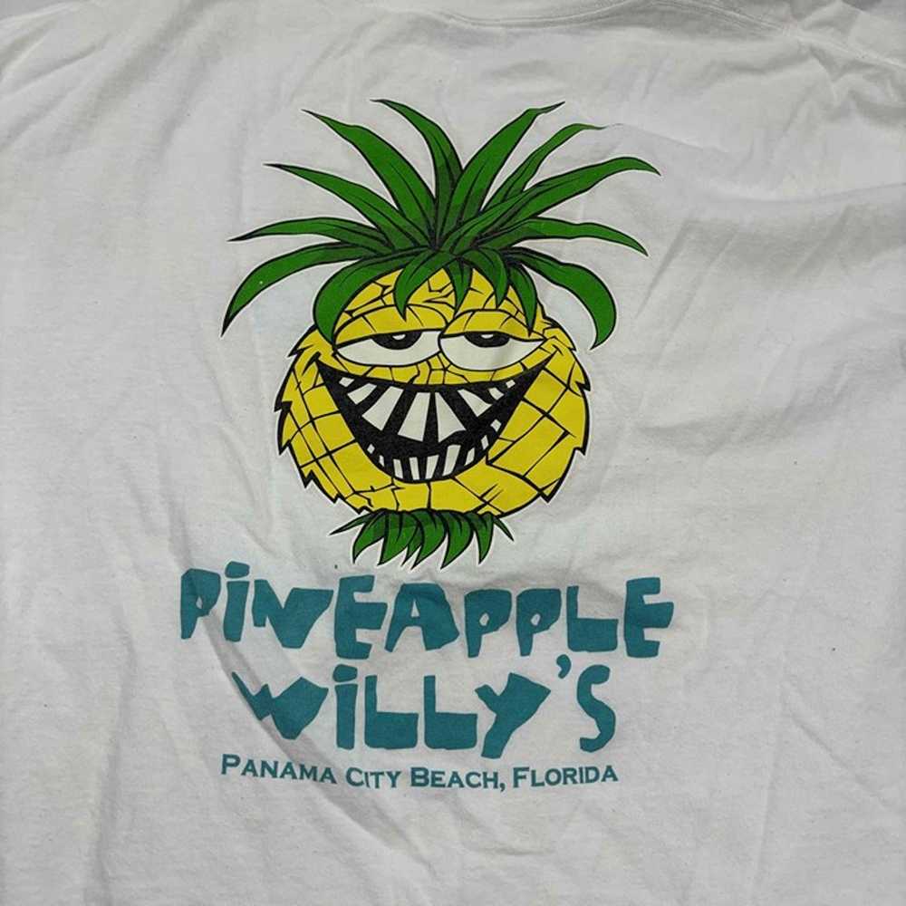 Gildan Pineapple Willy's Graphic Tee T-Shirt Whit… - image 4