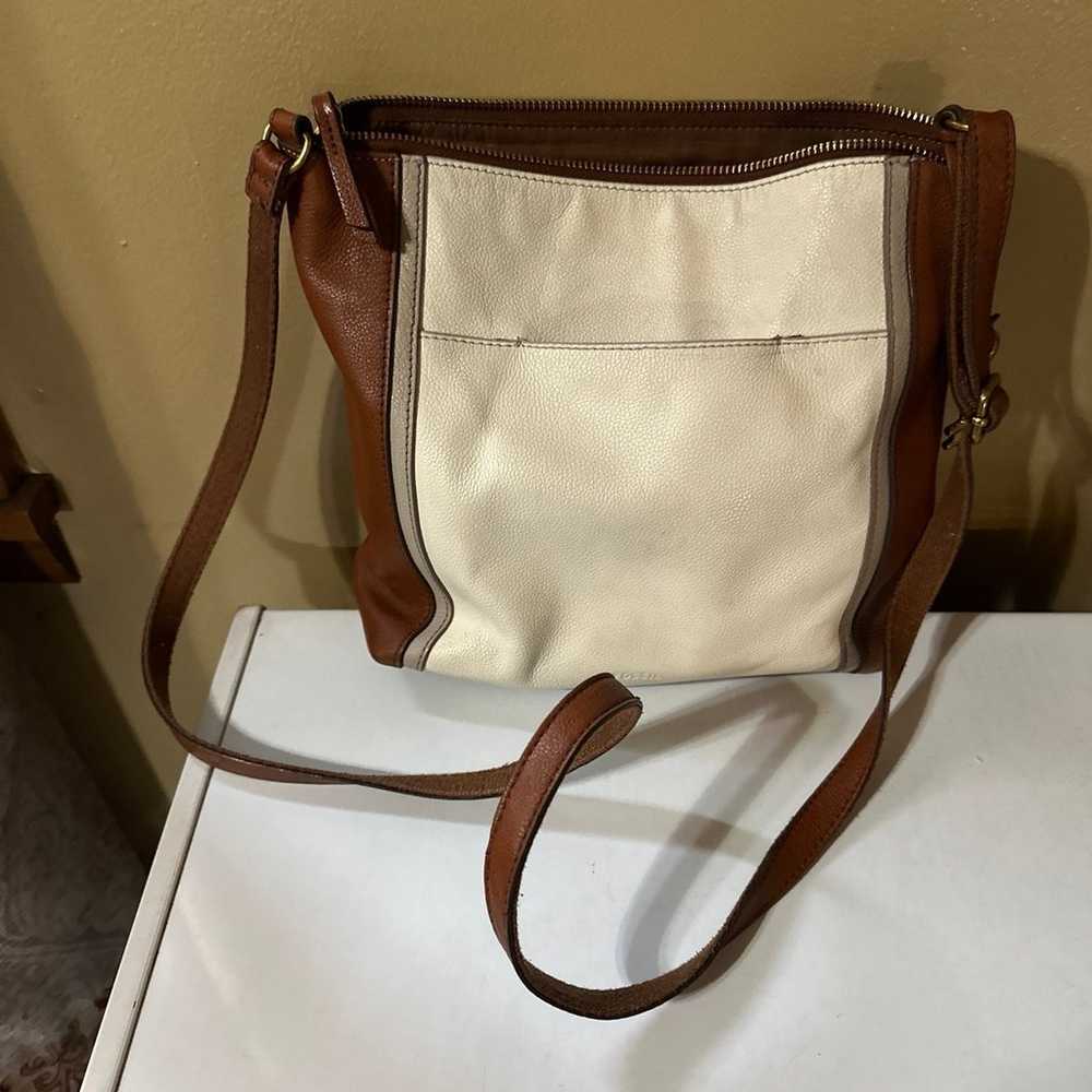 Fossil Crossbody and matching wallet - image 5