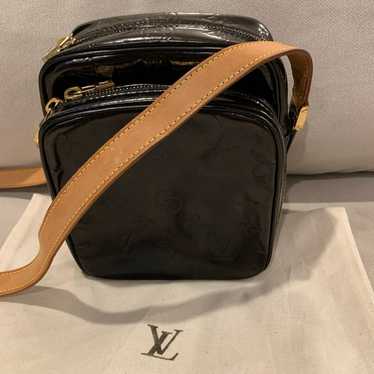 Louis Vuitton Black Vernis Crossbody Shoulder Bag… - image 1