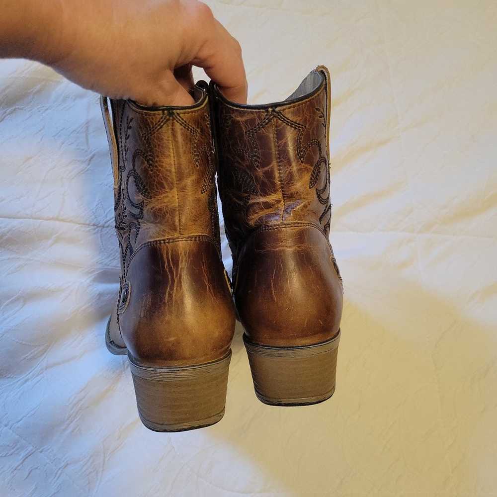 Womens Sterling River boots 9.5 M. - image 9