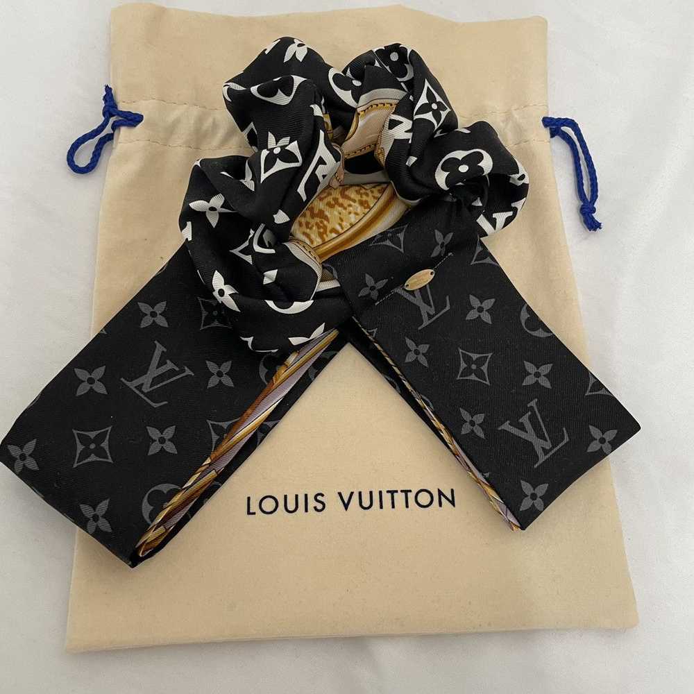 Louis Vuitton Louis Vuitton Chouchou scarf - image 3