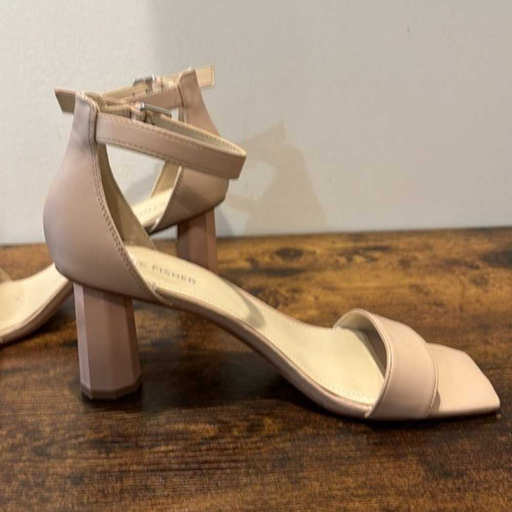 Marc Fisher Korita Ankle Strap Heels size 8.5 wom… - image 3