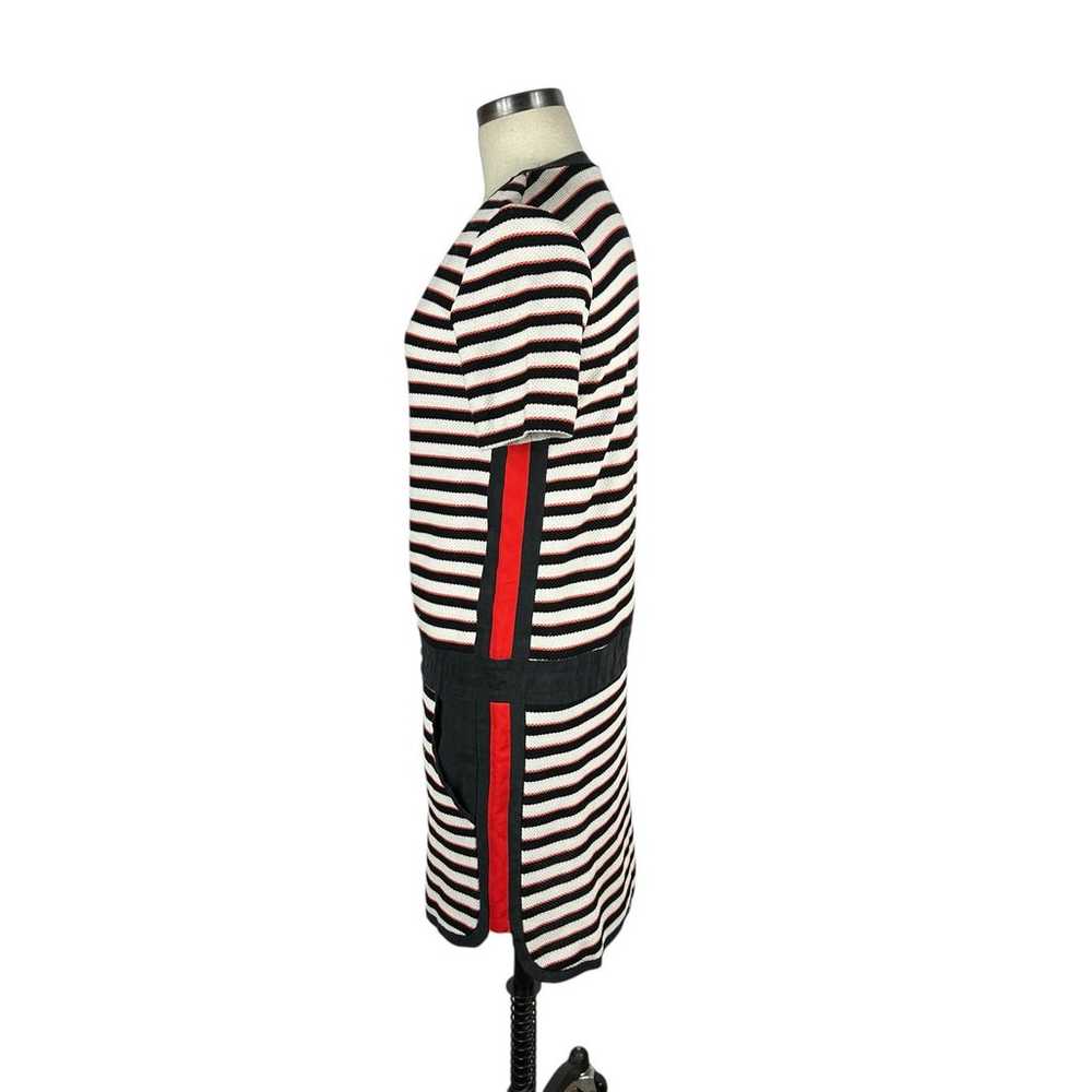 VERONICA BEARD Black White Red Striped V-Neck Spo… - image 2