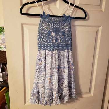 Dress Blue paisley , white and blue paisley dress