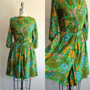 Vintage 1960s Jumpsuit, Rosa Ray Floral Print Cut… - image 1