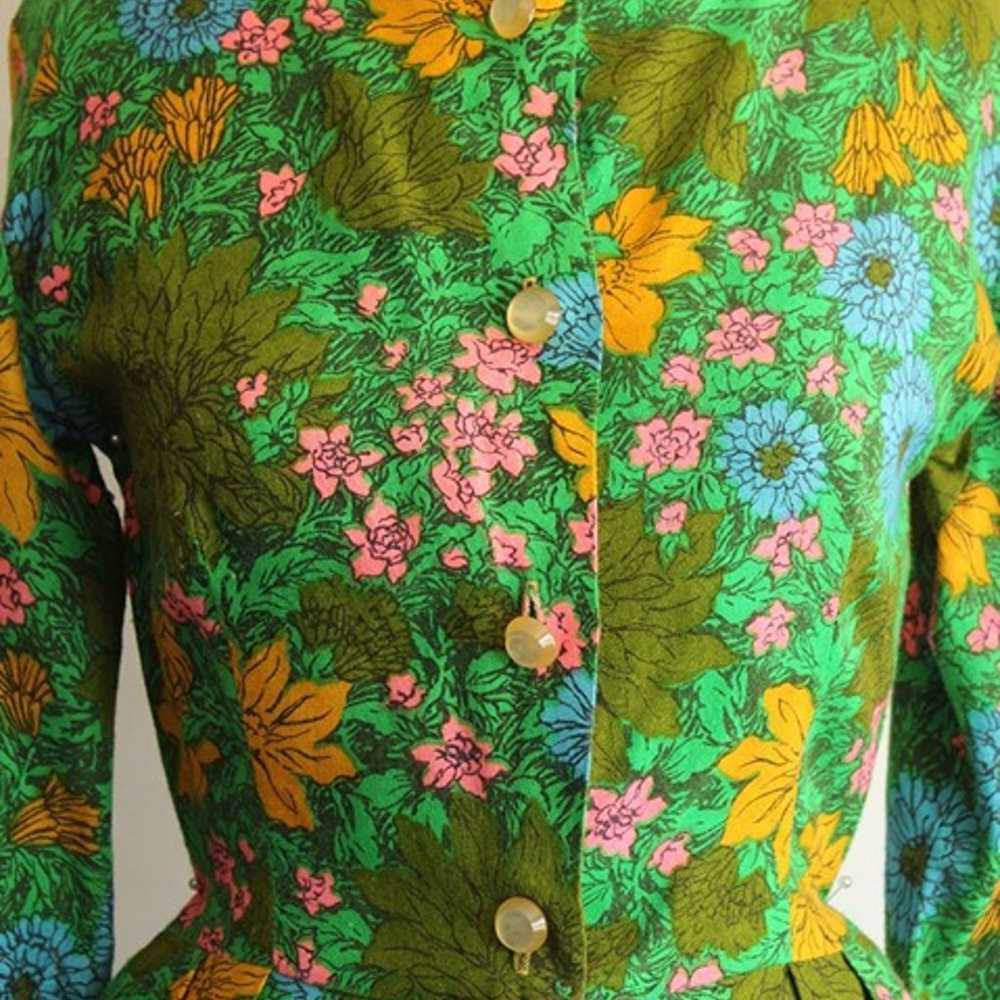 Vintage 1960s Jumpsuit, Rosa Ray Floral Print Cut… - image 4