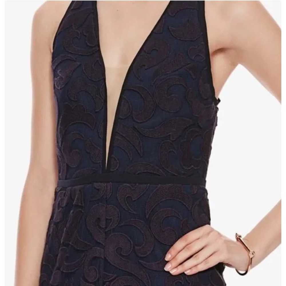 Manning Cartell Navy Lace V-Neck Sheath Cocktail … - image 2