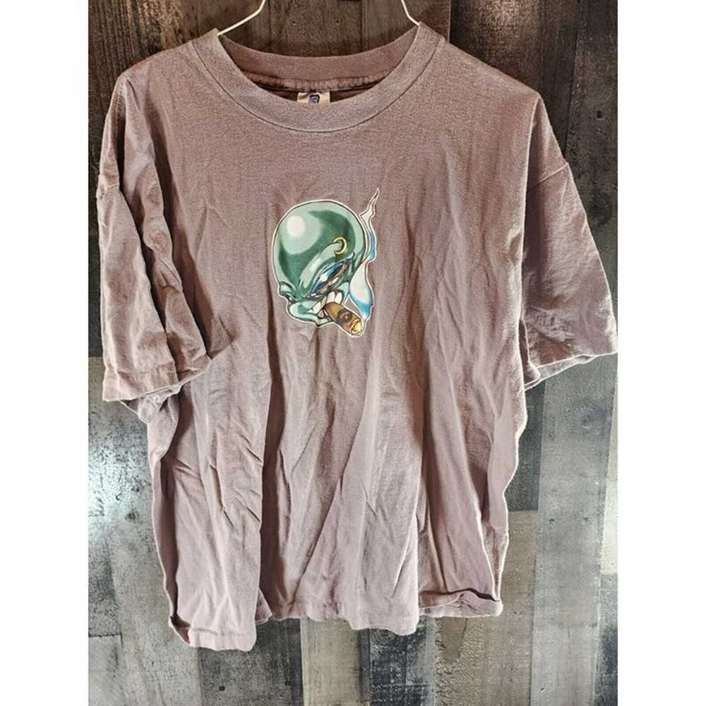 Visitor Smokin Alien 90s T Shirt Belton Made In U… - image 1