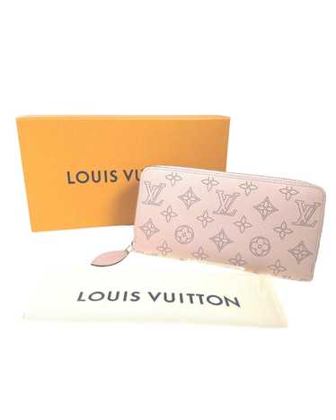 Louis Vuitton Elegant Leather Wallet