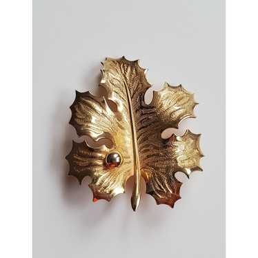 Giovanni Realistic Gold Tone Textured Curled Leaf 