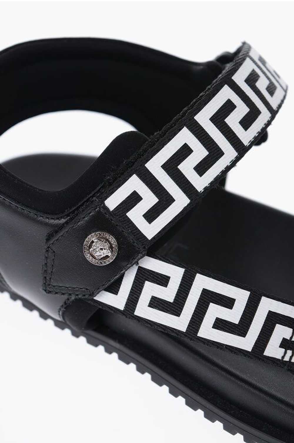 Versace og1mm0524 Fabric Print Sandals in Black - image 4