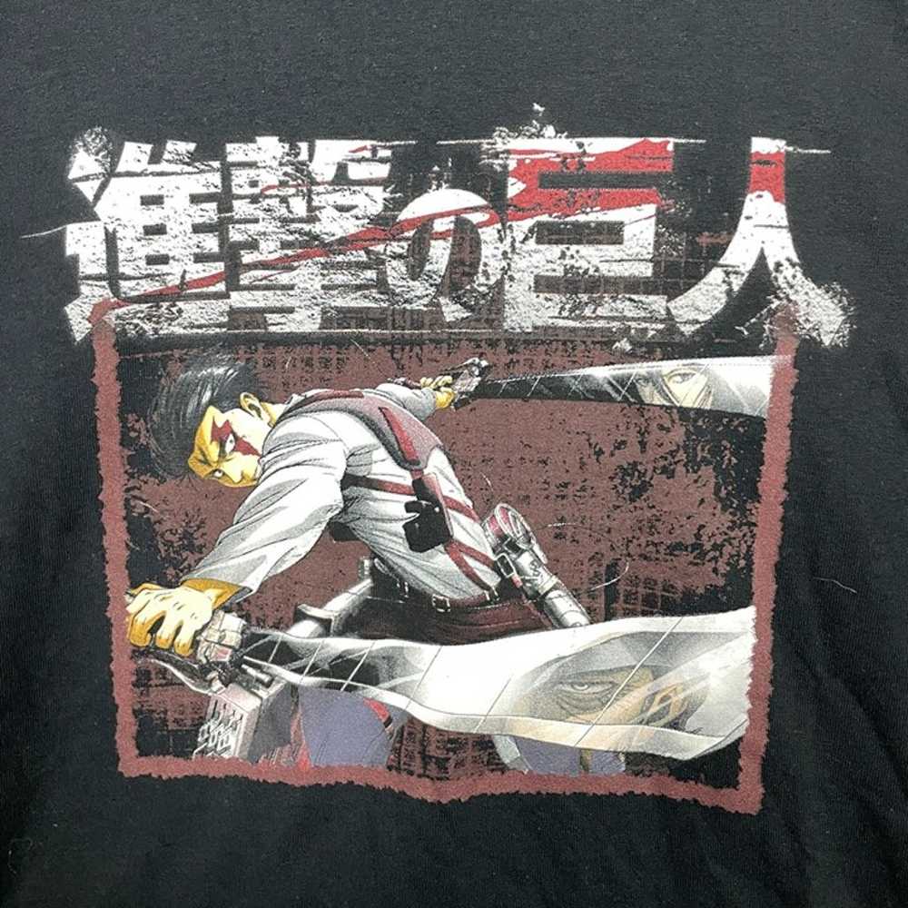 Attack on Titan Anime T-shirt size M - image 2