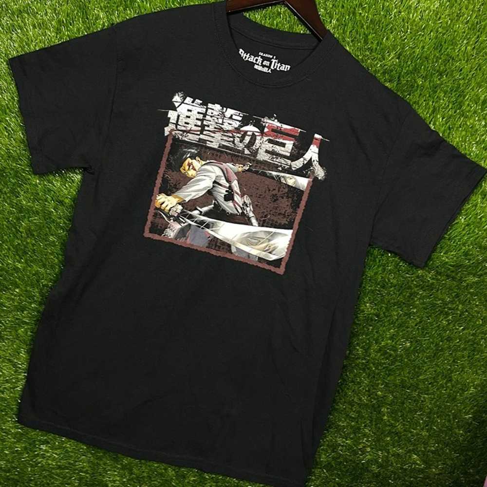 Attack on Titan Anime T-shirt size M - image 4