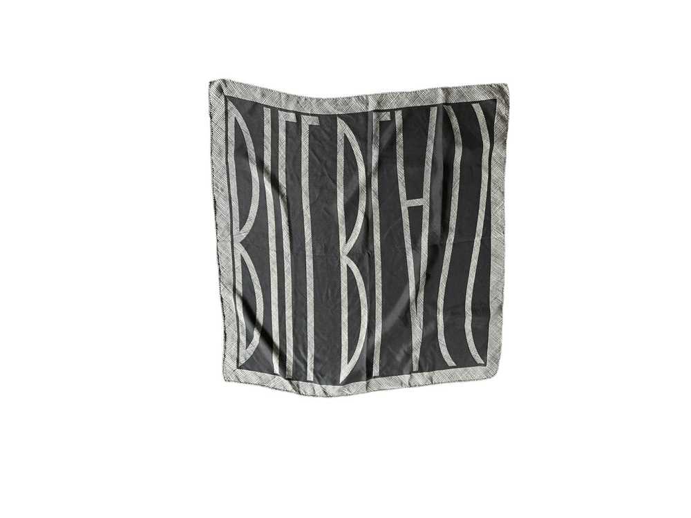 Bill Blass Black & White Geometric Vintage Square… - image 4