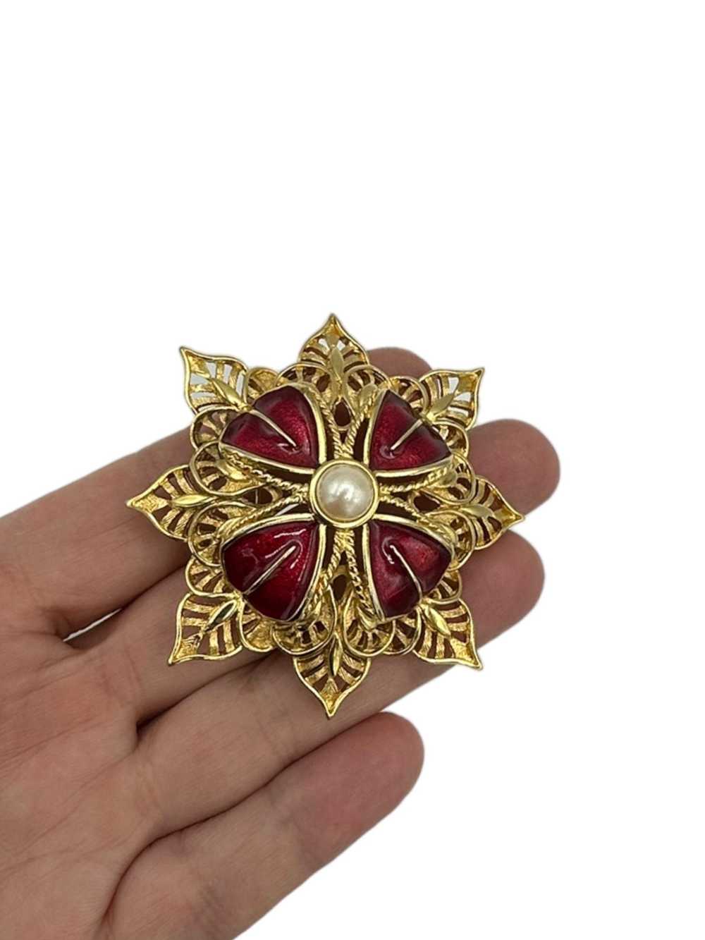 Monet Gold Layered Red Enamel & Pearl Flower Vint… - image 5