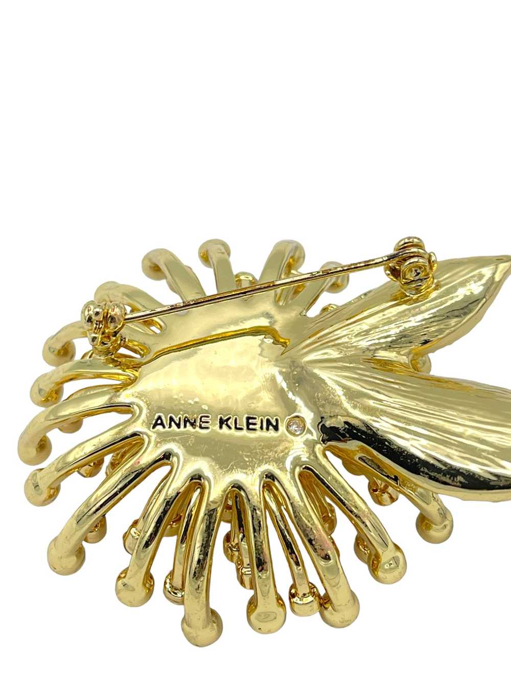 Anne Klein Gold Three Dimensional Flower Brooch - image 5