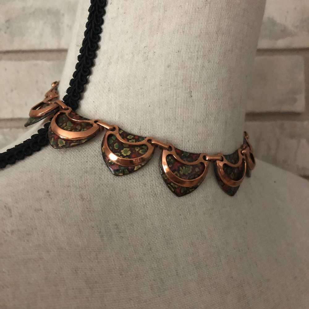 Vintage Scallop Copper Enamel Necklace - image 8