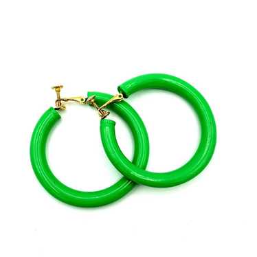 Trifari Large Green Hoop Vintage Clip-On Earrings - image 1