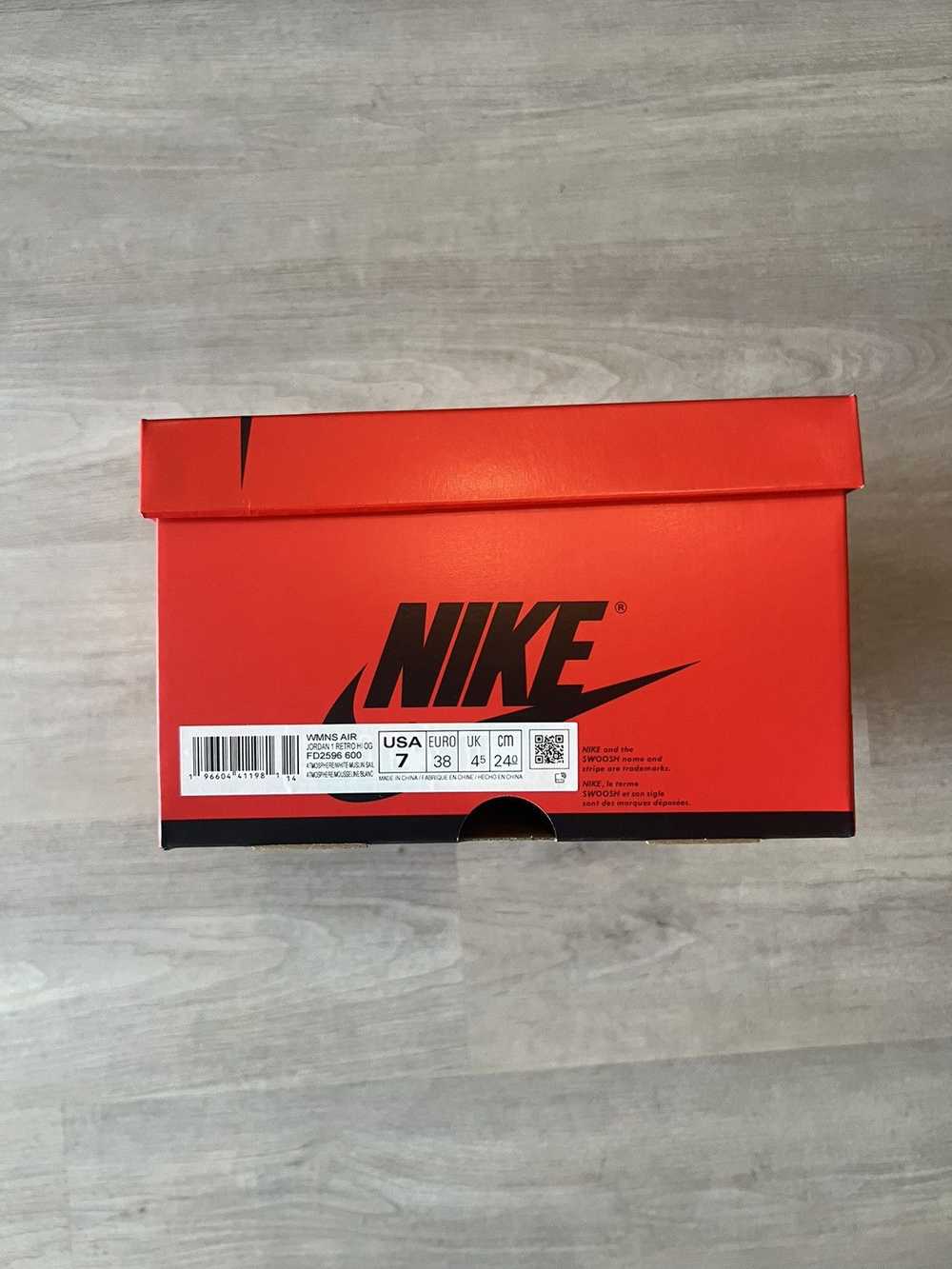 Jordan Brand × Nike WMNS Air Jordan 1 Retro Hi OG - image 1