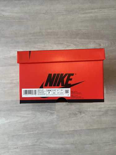 Jordan Brand × Nike WMNS Air Jordan 1 Retro Hi OG - image 1