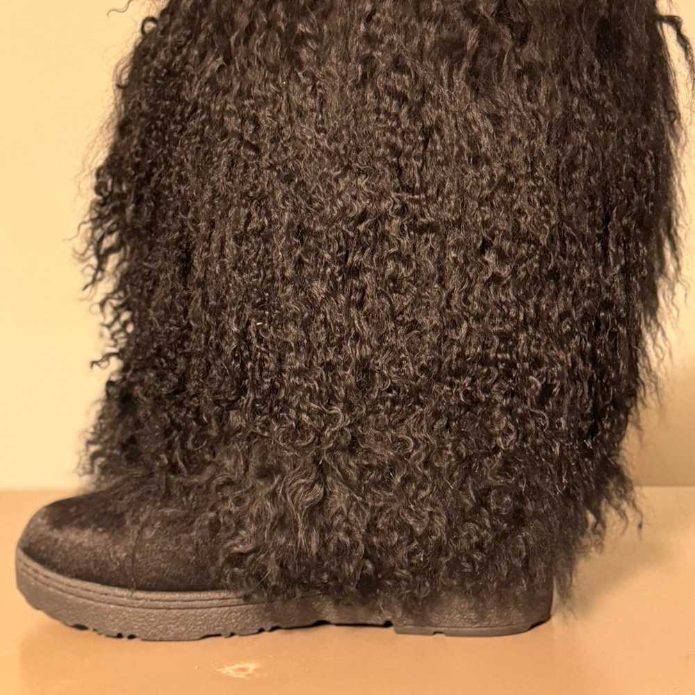 Bearpaw boetis II black fur boots women’s size 8 - image 5