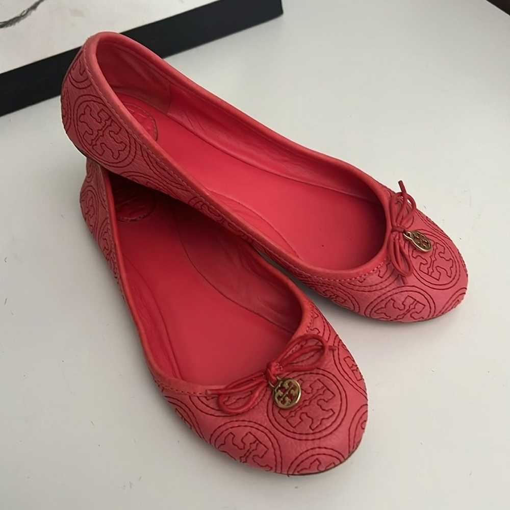 Tory Burch Coral Rose Petal Chelsea Stitched Logo… - image 3