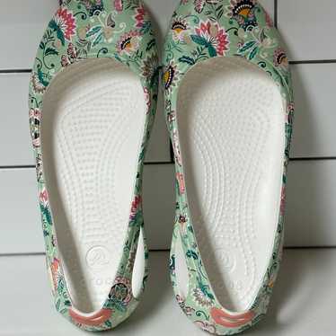 Crocs Kadee Vera Bradley Mint Light Green Paisley… - image 1