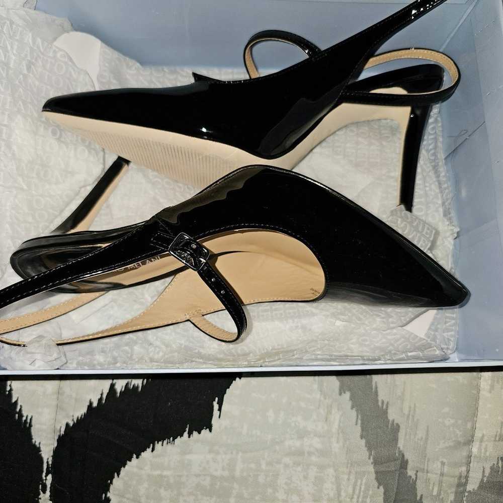 heels - image 2