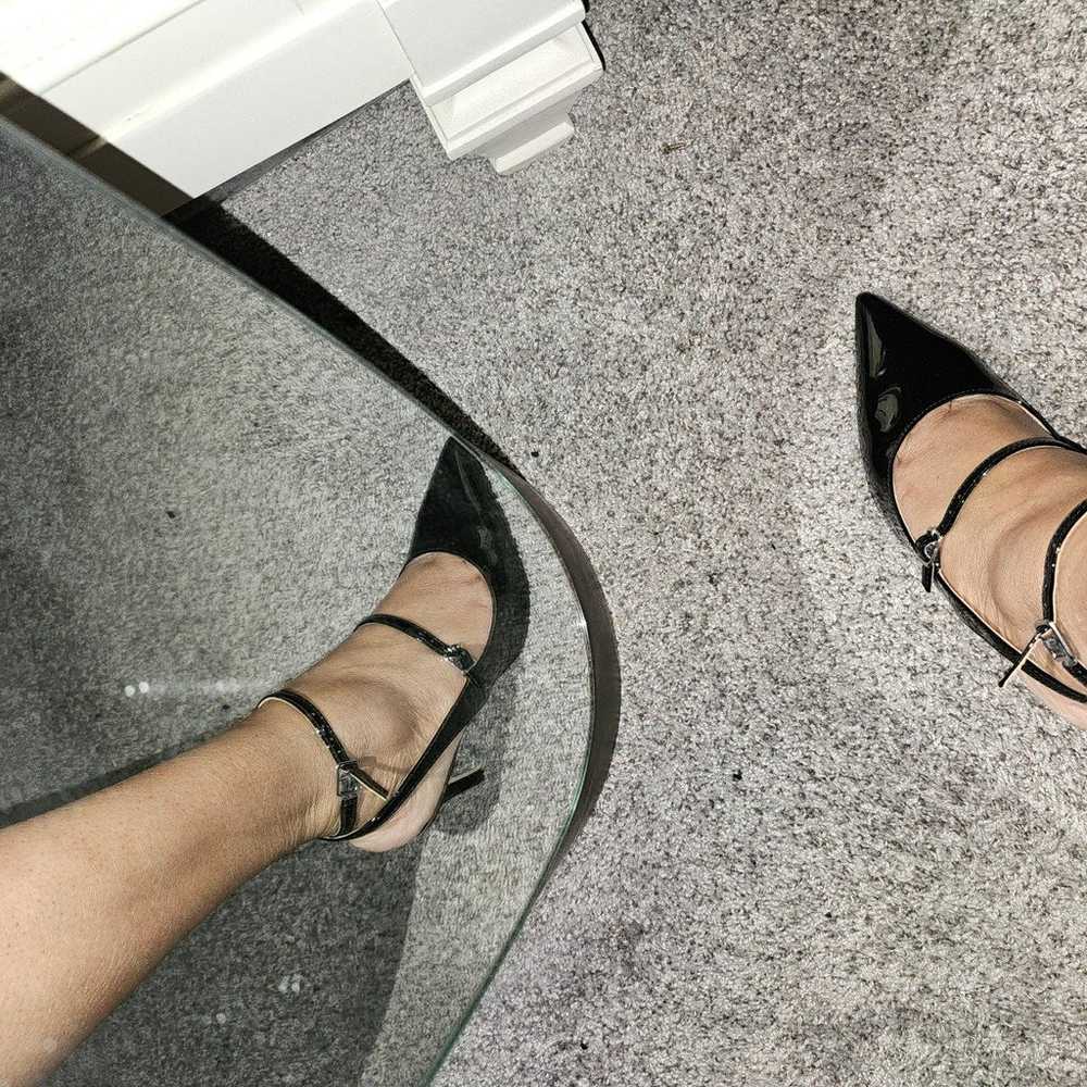heels - image 4
