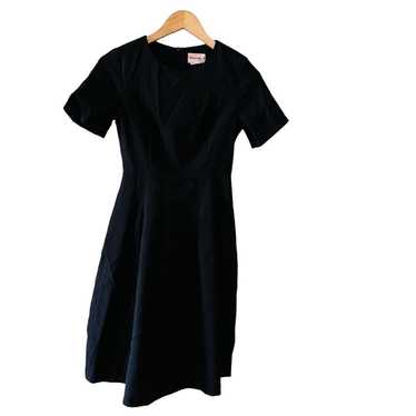 Showpo Black Textured Short Sleeve Pleated Dress … - image 1