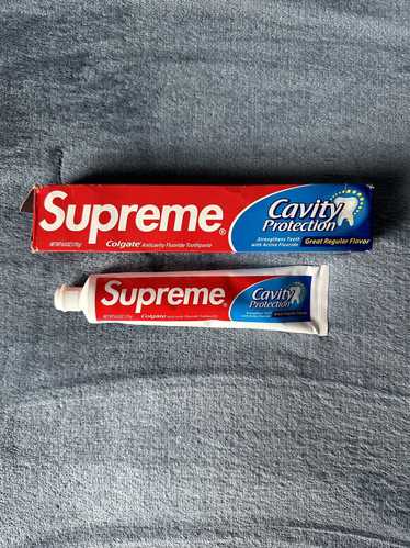 Streetwear × Supreme Supreme/Colgate Toothpaste