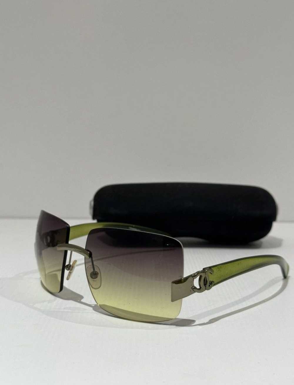 Chanel × Vintage Chanel Sunglasses 4039 Rhineston… - image 2