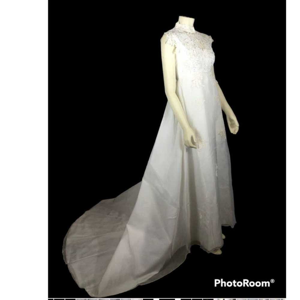 Vintage custom Wedding dress lace & Sequence high… - image 11
