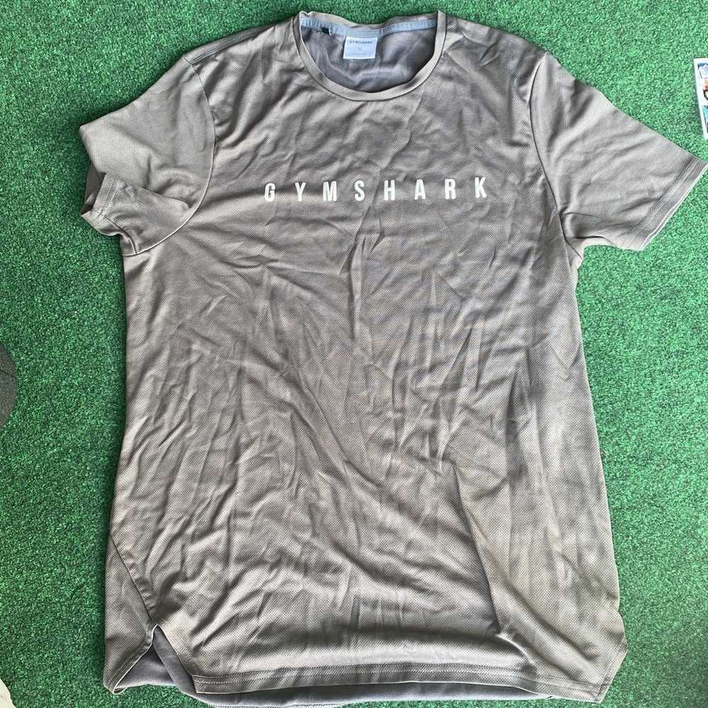 Gymshark Shirt  XL - image 1