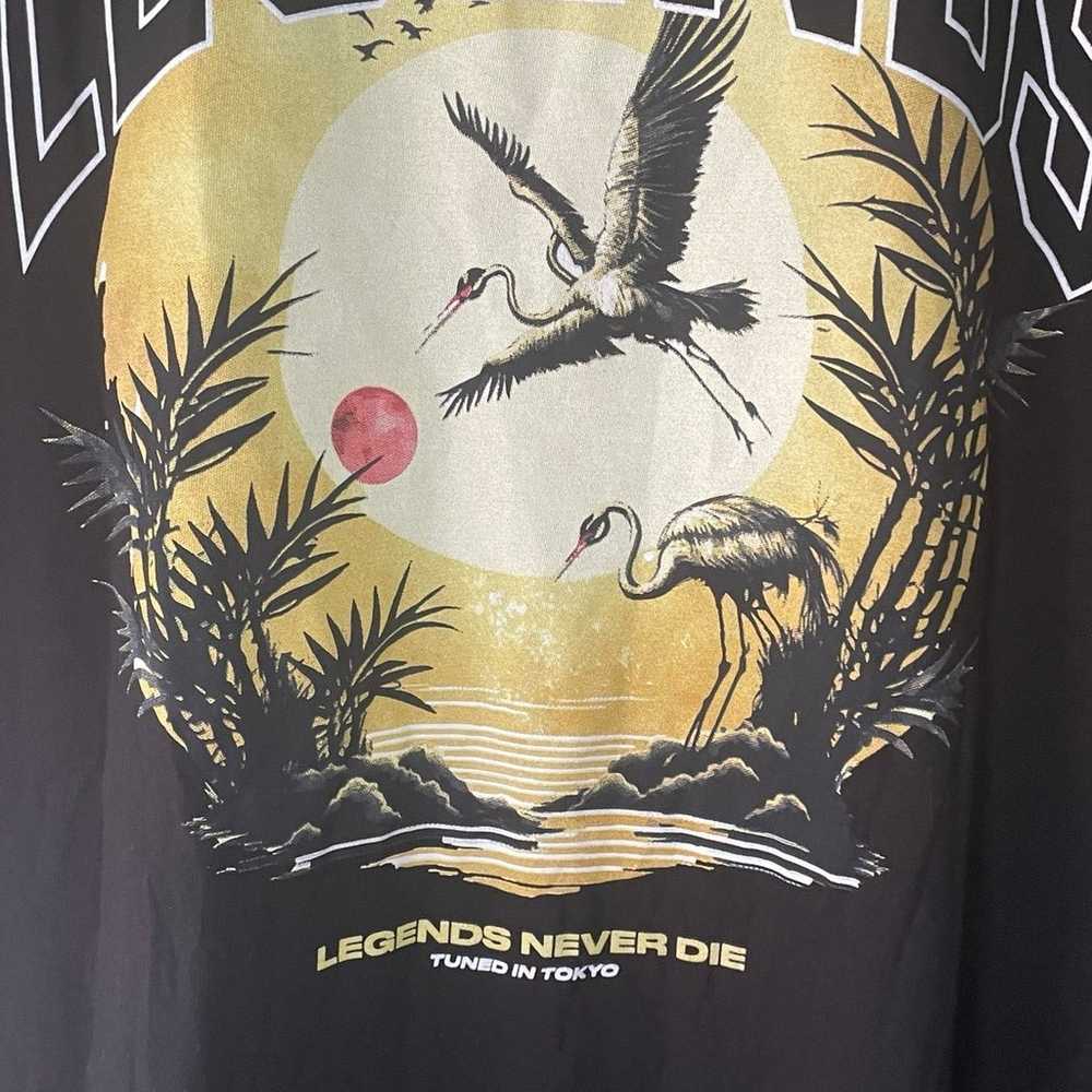Tuned in Tokyo graphic t shirt men’s XL Cranes Re… - image 3