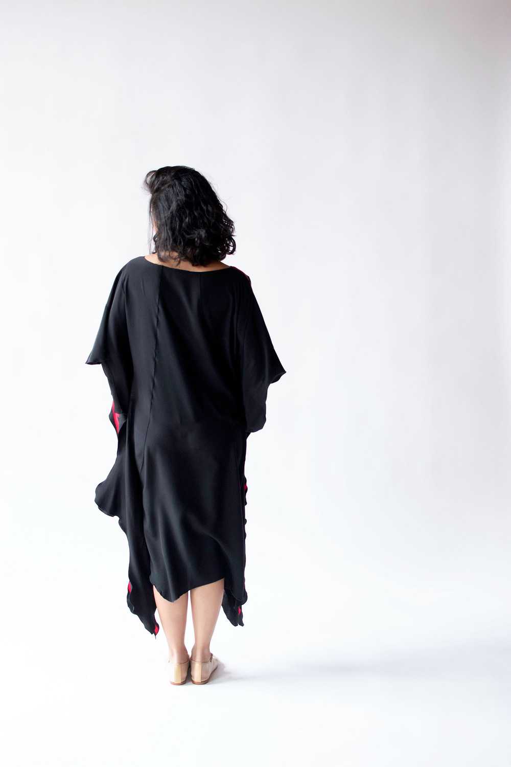 1980s Silk Caftan - image 9