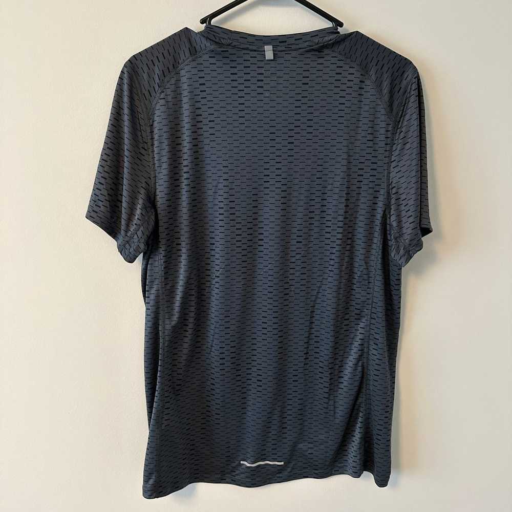 Nike Running Athletic Shirt - image 3